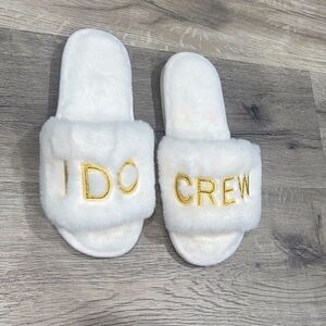 I DO CREW Slippers
